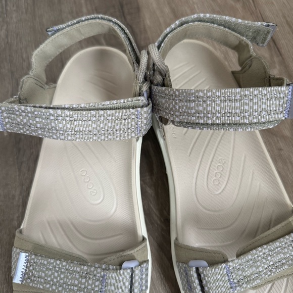 Like New Ecco X-Trinsic Vetiver Outdoor Casual Sandals - Picture 5 of 7